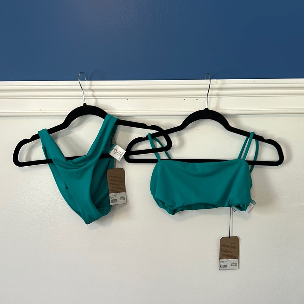 Teal Bikini Set. Large top. Medium bottom. NEVER WORN.